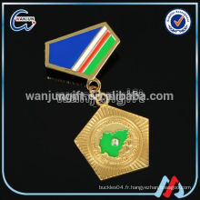 Insigne de médaille en alliage de zinc à design gratuit pour différents événements sportifs